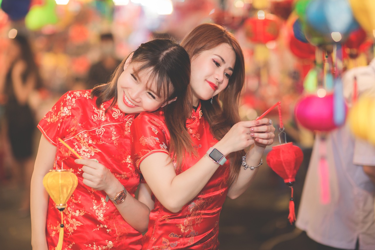 開(kāi)心俱樂(lè)部女演員群星閃耀，魅力非凡