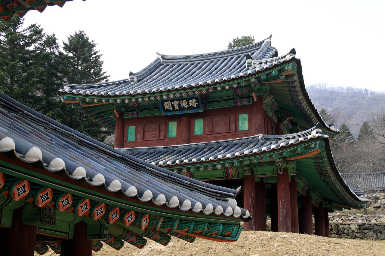 五臺(tái)山最新動(dòng)態(tài)揭秘，古老佛教圣地?zé)òl(fā)新生面貌