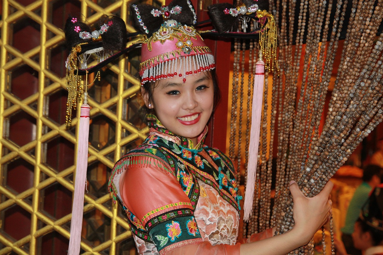 古代宮廷中的特殊角色，東廠太監(jiān)與演員的表演藝術(shù)探究